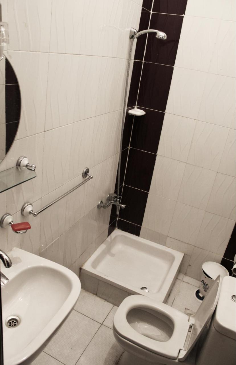Family Palace Hostel Каир Экстерьер фото