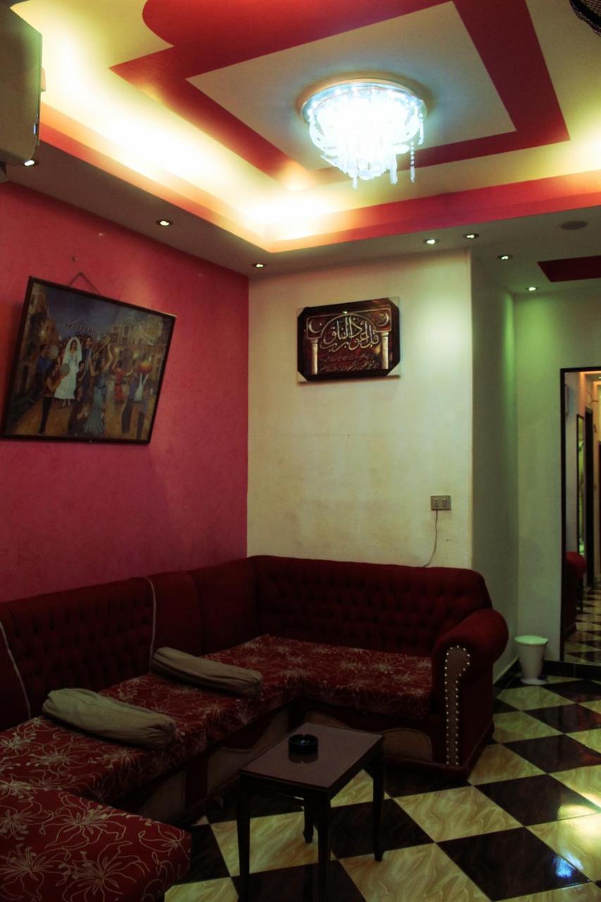 Family Palace Hostel Каир Экстерьер фото