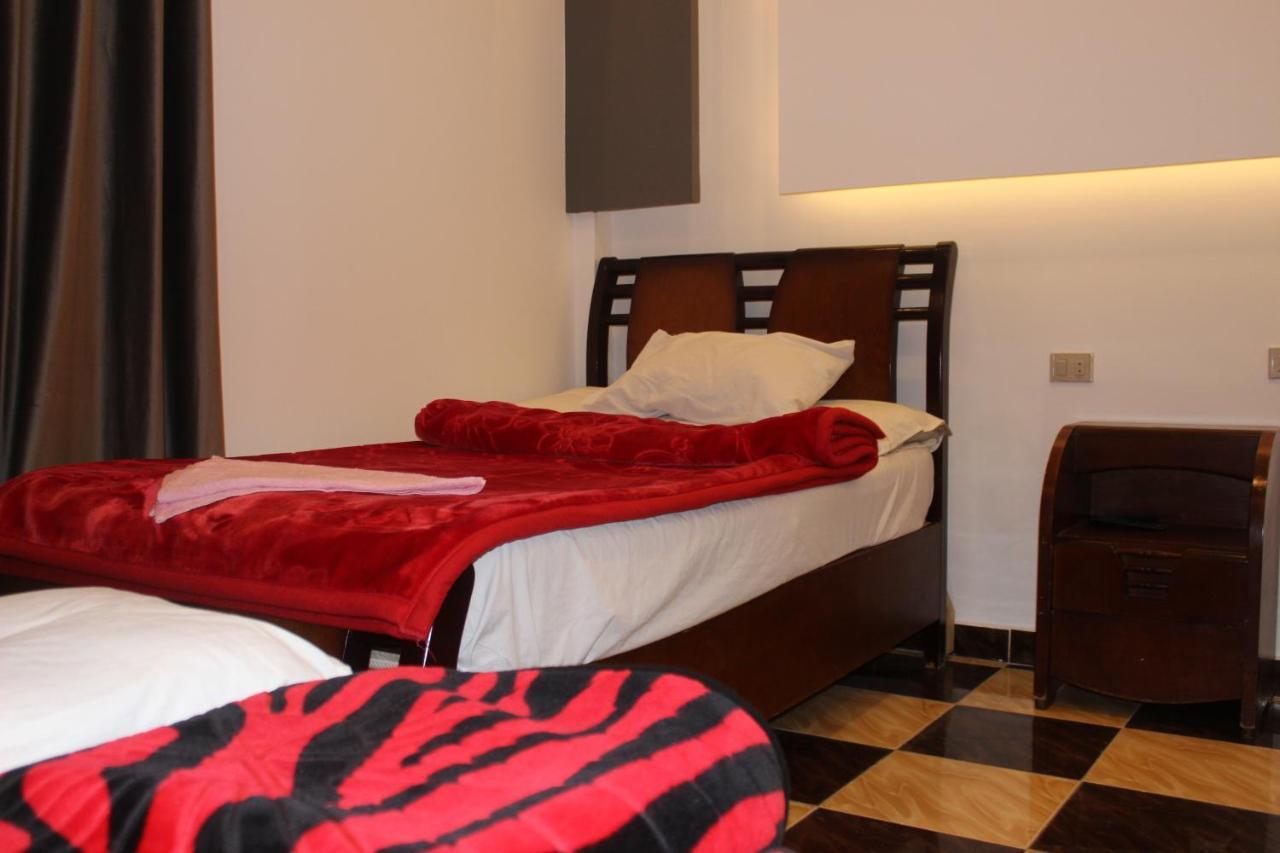 Family Palace Hostel Каир Экстерьер фото